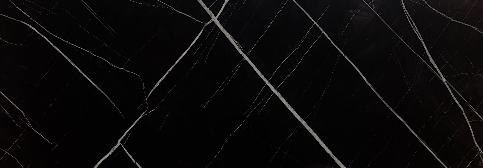 S 8837 J — beige wood