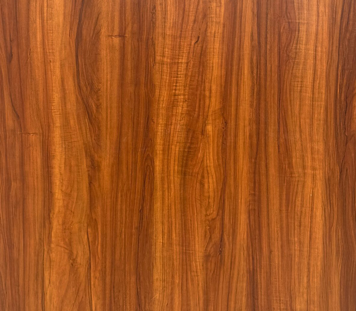 S 702 SD — brown wood